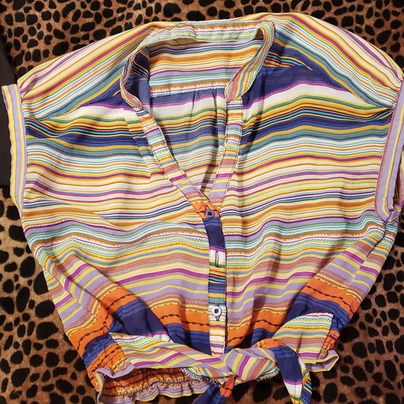 Flashy top - Picture 1 of 2